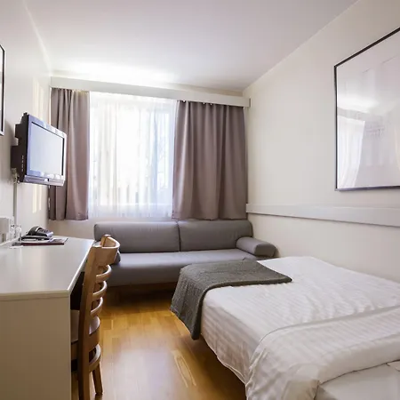 Pietarsaaren Kaupunginhotelli 3*