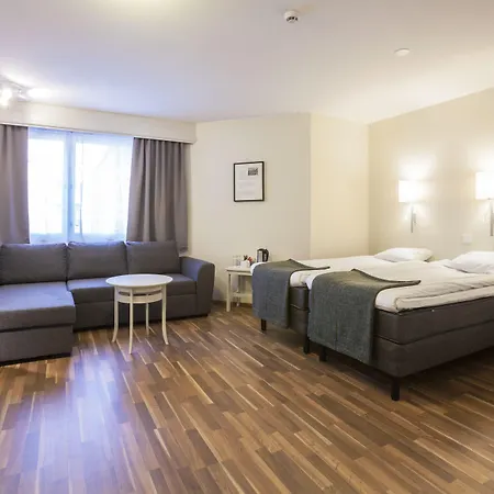 Pietarsaaren Kaupunginhotelli 3*