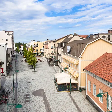 فندق Pietarsaaren Kaupunginhotelli 3*