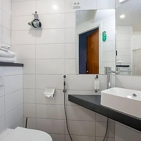 Pietarsaaren Kaupunginhotelli 3* Jakobstad