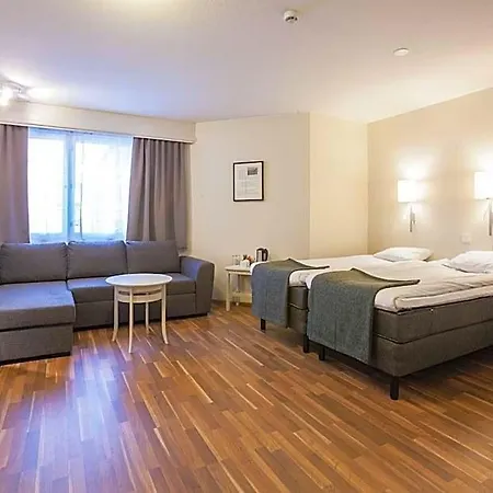 Pietarsaaren Kaupunginhotelli 3*