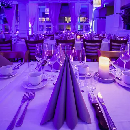 Pietarsaaren Kaupunginhotelli 3* Jakobstad